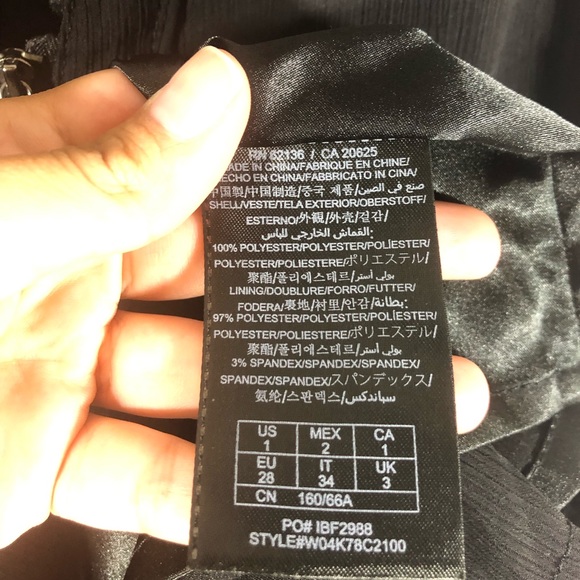 Guess front zipper black mini dress - Picture 6 of 8